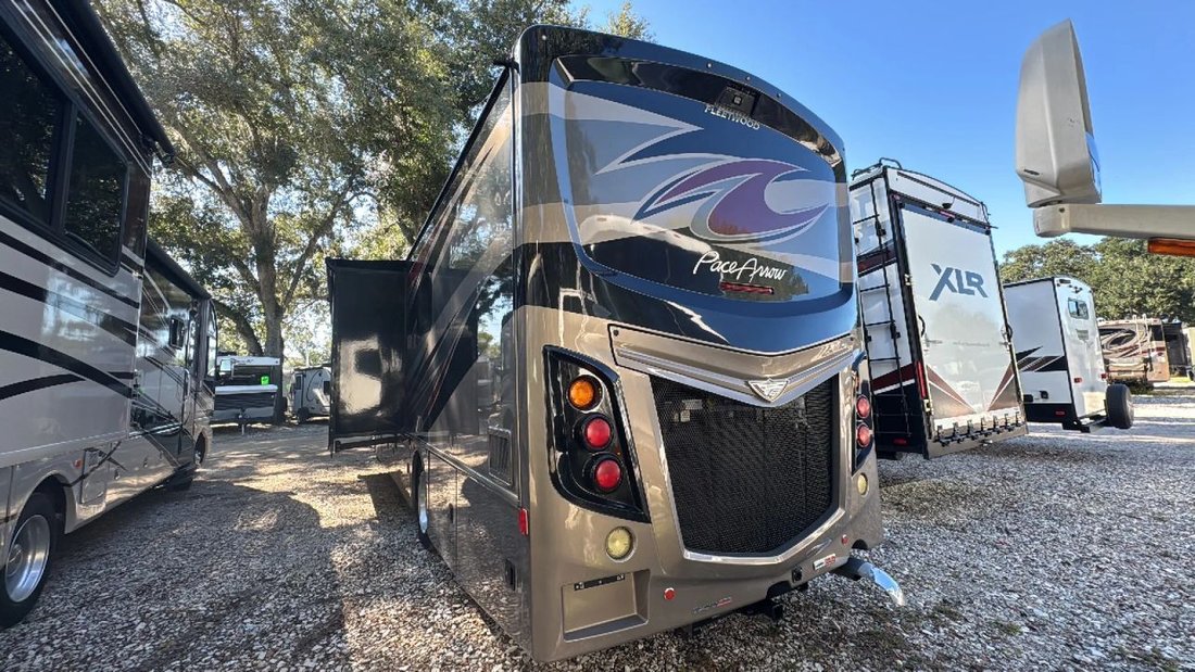 2019 Fleetwood Pace Arrow 36U in Thonotosassa, FL, United States 5 - 19173673