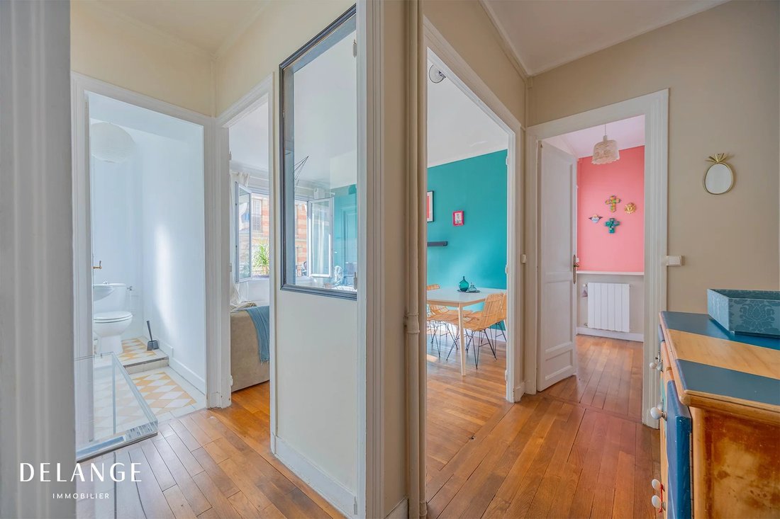 Apartment in Grandes Carrières-Clichy, Paris 18e Arrondissement, Paris 5 - 19181131
