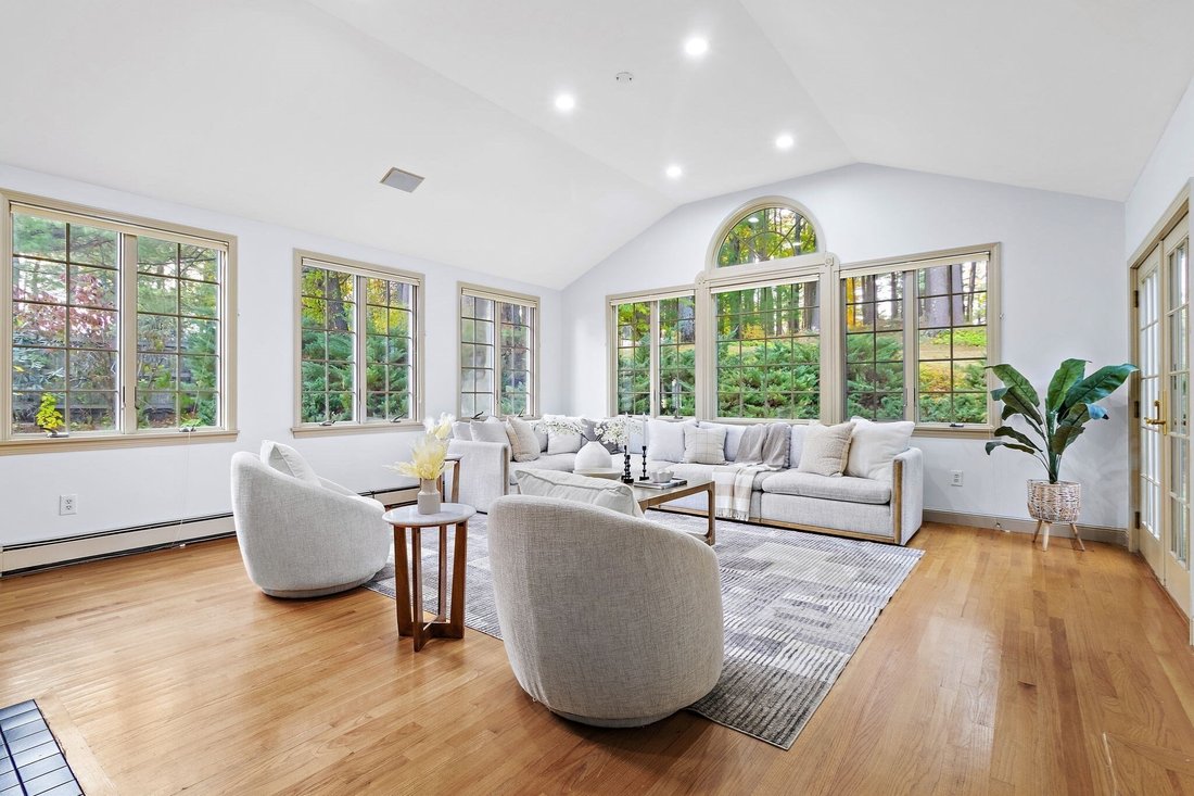 House in Weston, Massachusetts, United States 3 - 19170734