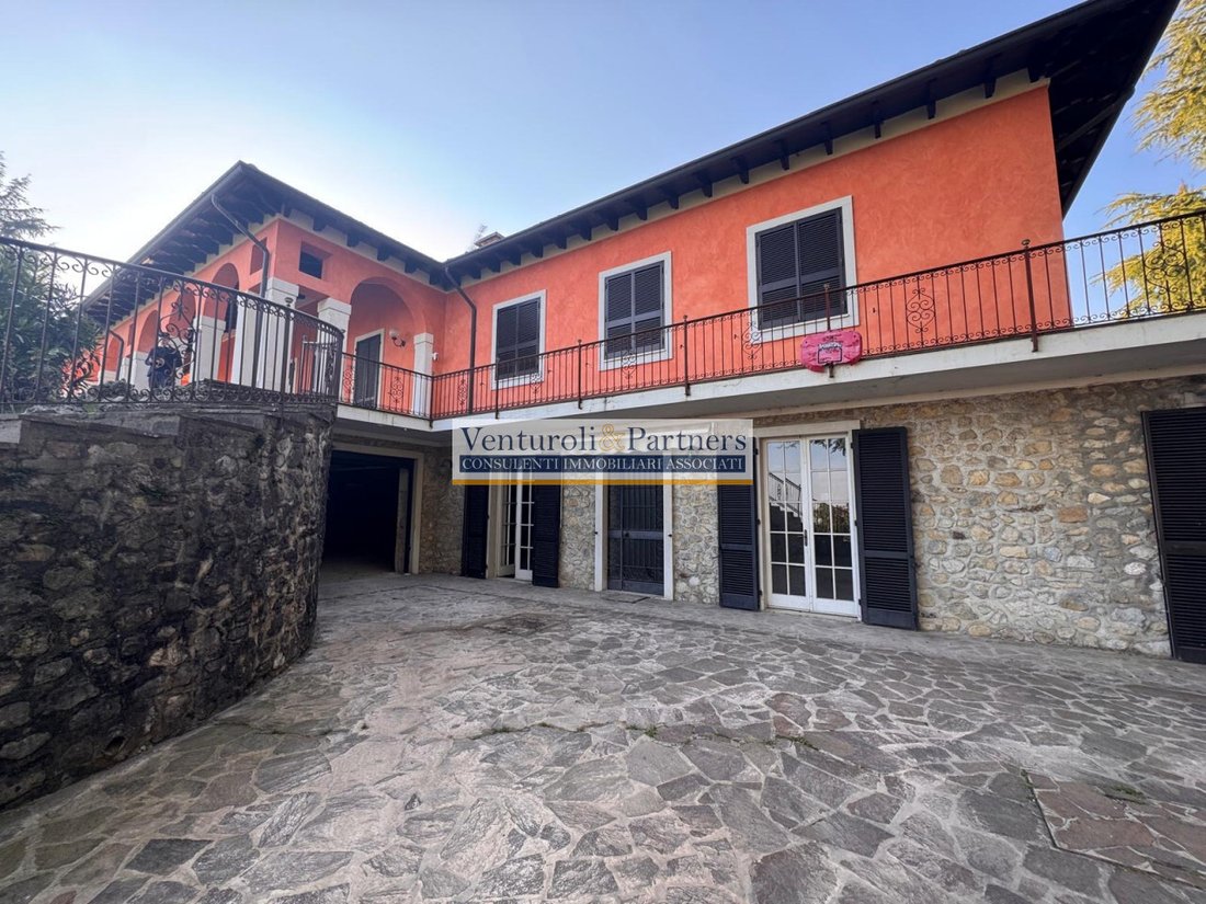 Villa in Polpenazze del Garda, Lombardy, Italy 2 - 19173857