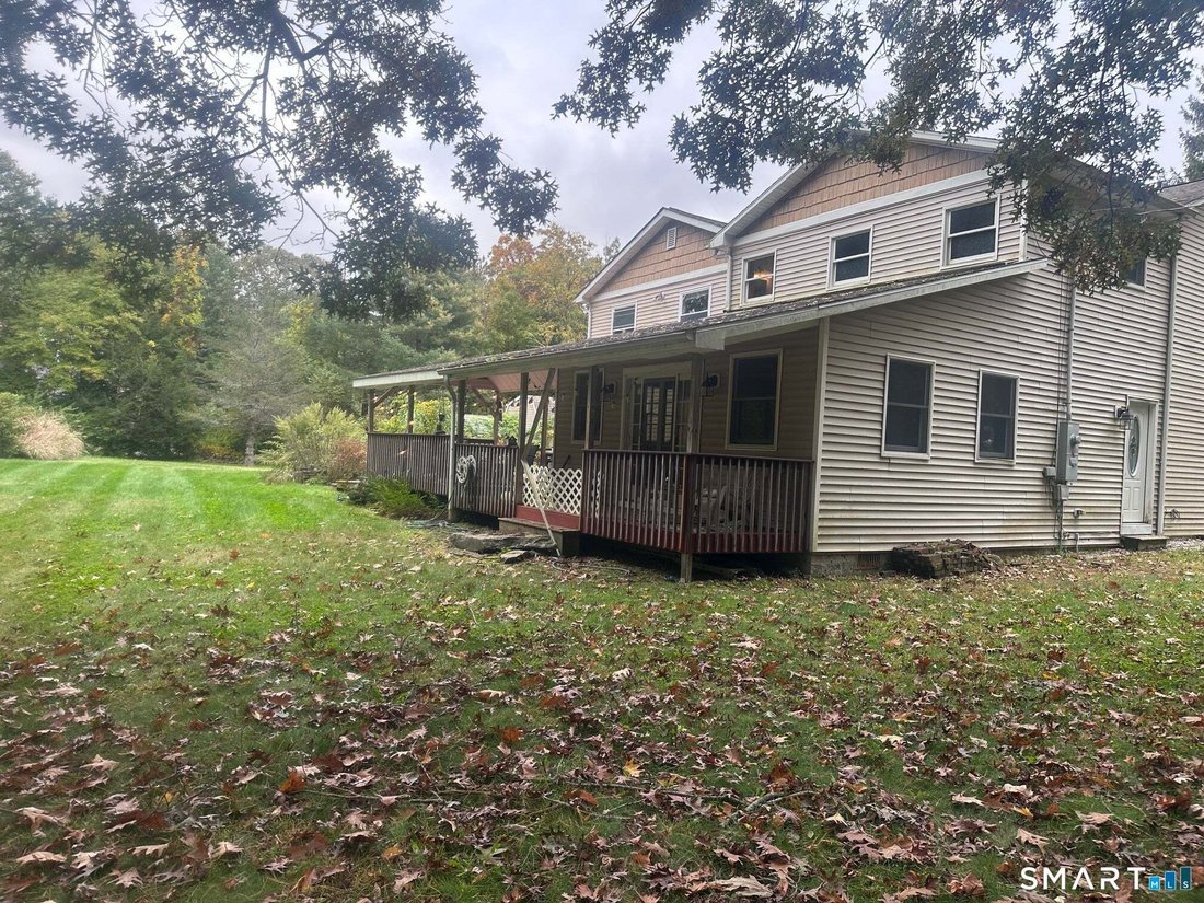 House in Newtown, Connecticut, United States 5 - 19174673