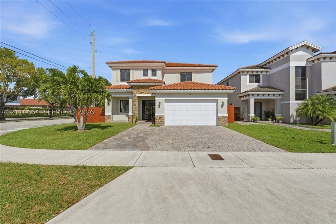 House in Miami, Florida, United States 1 - 19168958