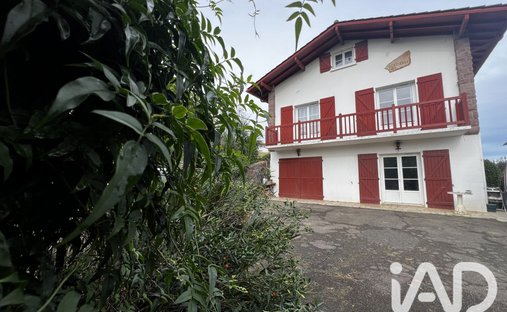 Casa a Saint-Pée-sur-Nivelle, Nuova Aquitania, Francia 1