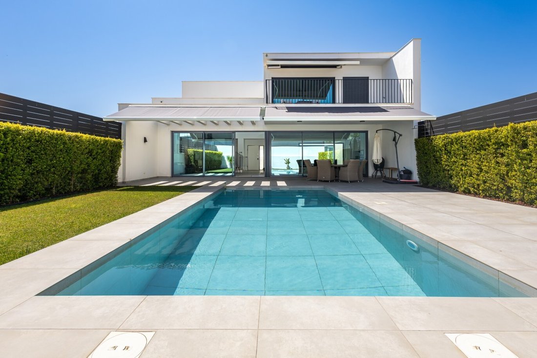 House in Quarteira, Algarve, Portugal 1 - 19179323