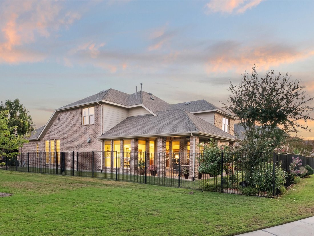 House in Carrollton, Texas, United States 2 - 19173201