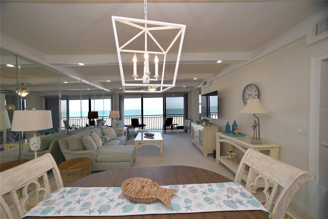 Condo in St. Pete Beach, Florida, United States 5 - 19178125