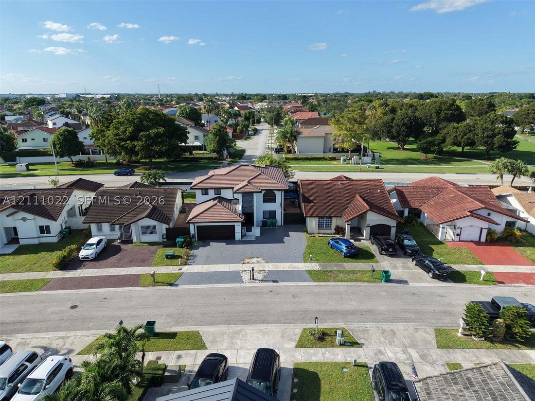 House in Miami, Florida, United States 1 - 19168983