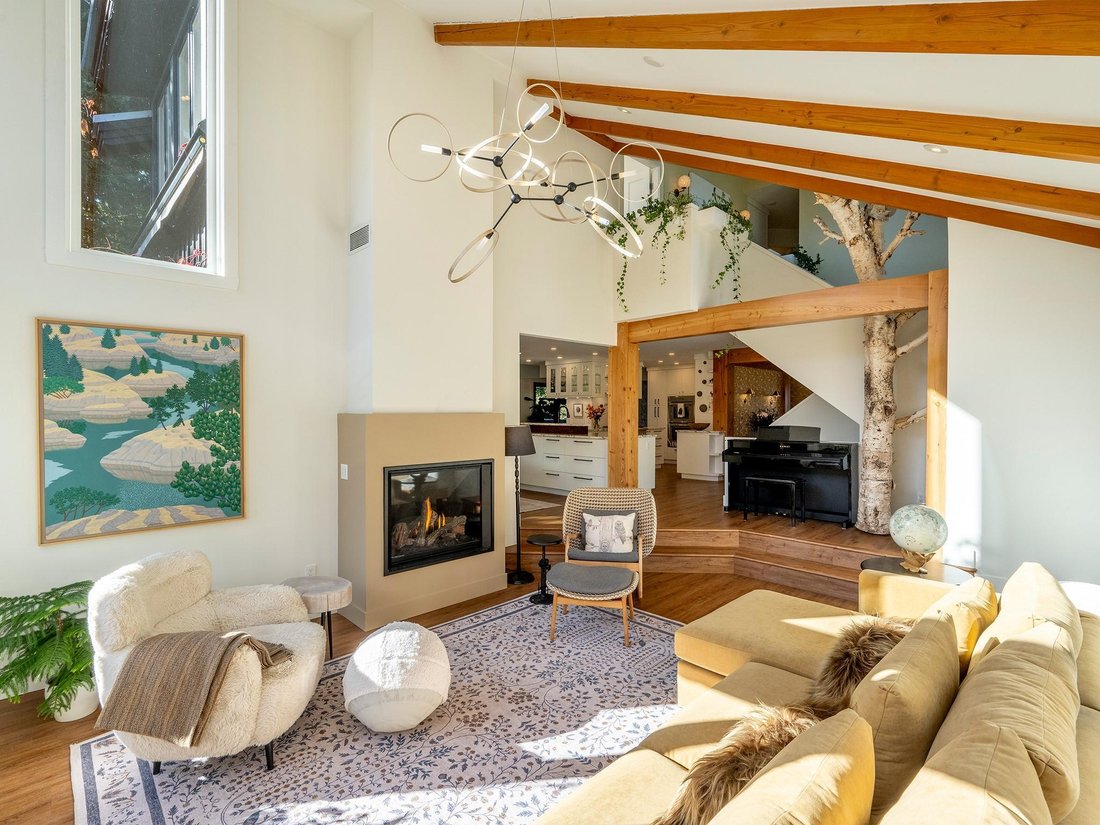 Chalet in Whistler, British Columbia, Canada 4 - 19174280
