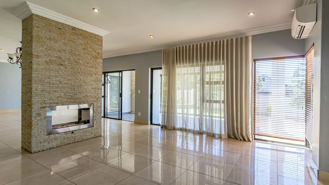 Haus in Midlands Estate, Olifantsfontein 410-JR, Gauteng 4 - 19174015