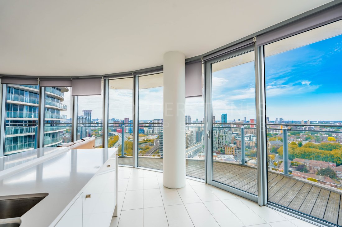 Apartamento en Victoria Docks, Newham, Inglaterra 4 - 19181728