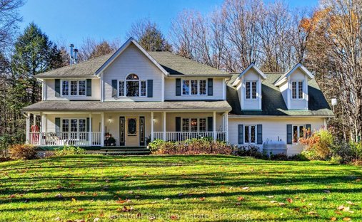 House in Muskoka Lakes, Ontario, Canada 1