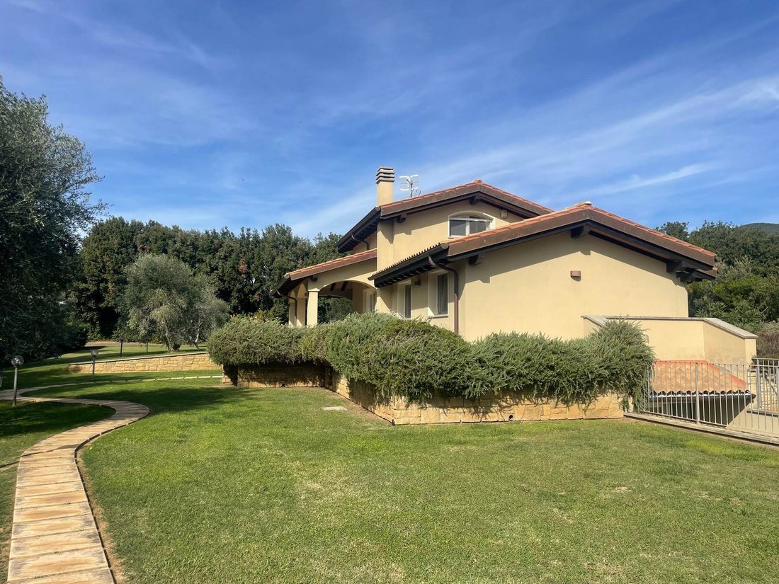 Villa à Château de Castiglione, Castiglione della Pescaia, Toscane 2 - 19181174
