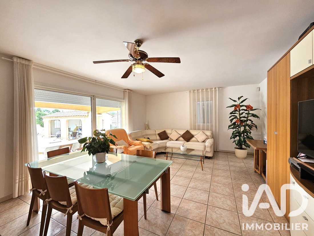 House in Saint-Cyr-sur-Mer, Provence-Alpes-Côte d'Azur, France 1 - 19176301