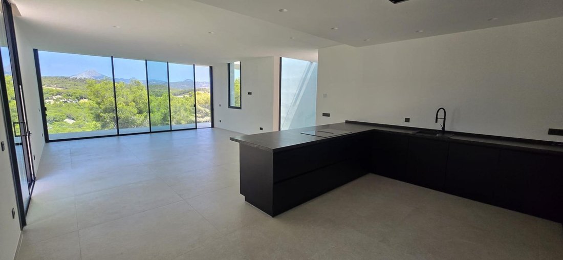 Villa in Santa Ponsa, Balearic Islands, Spain 4 - 17991388
