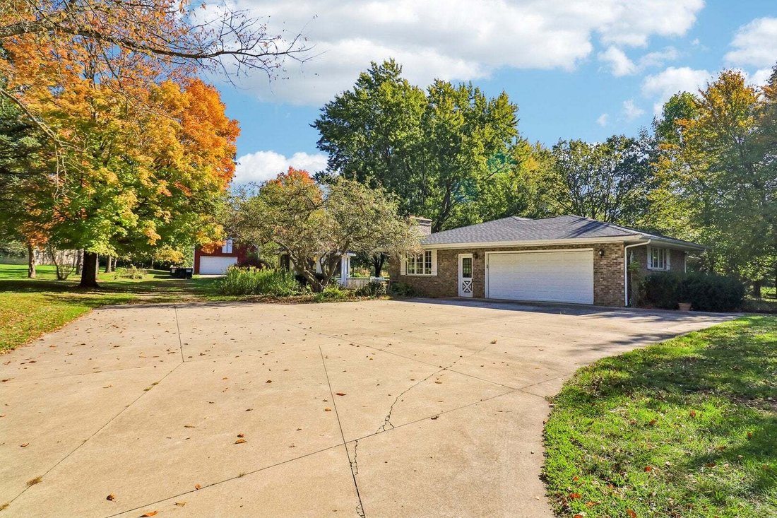 House in Spring Grove, Illinois, United States 4 - 19172260