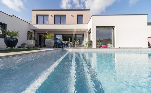 Haus in Augny, Grand Est, Frankreich 1