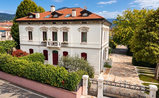 Villa in Schio, Veneto, Italy 1