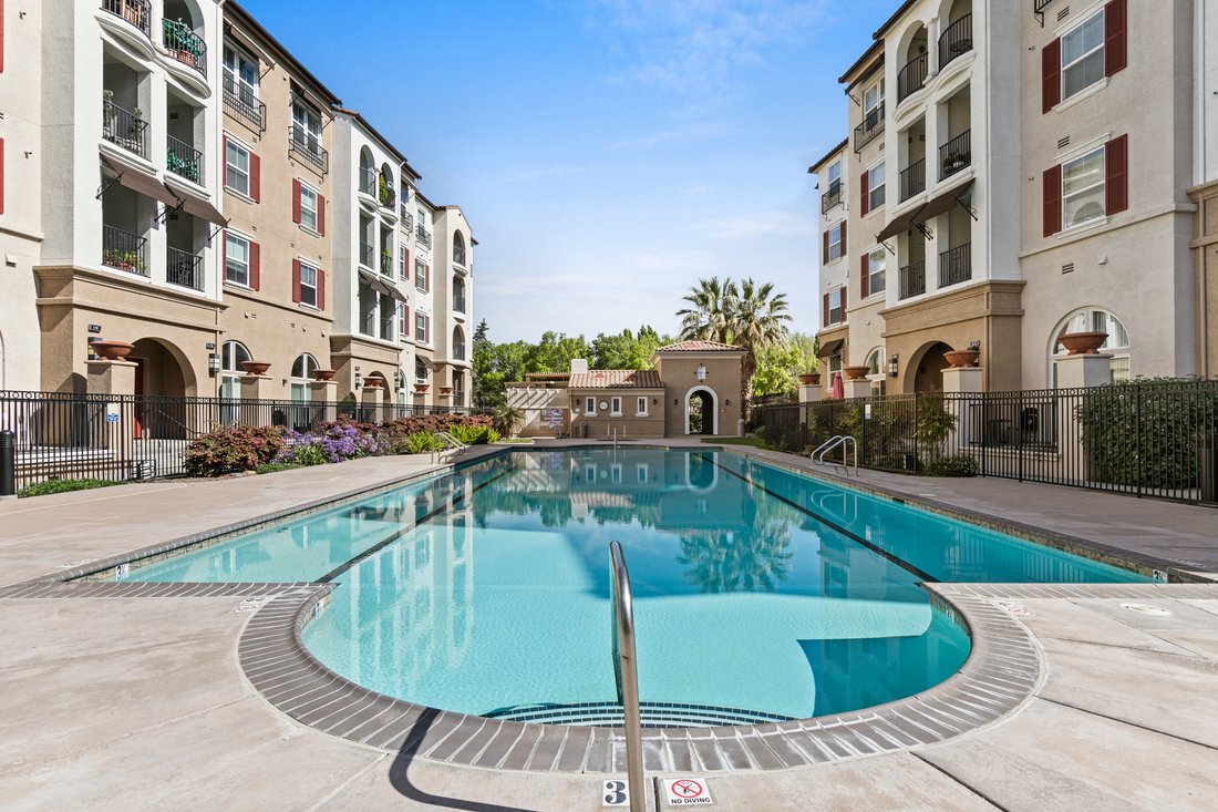 Condo in Dublin, California, United States 1 - 19176168