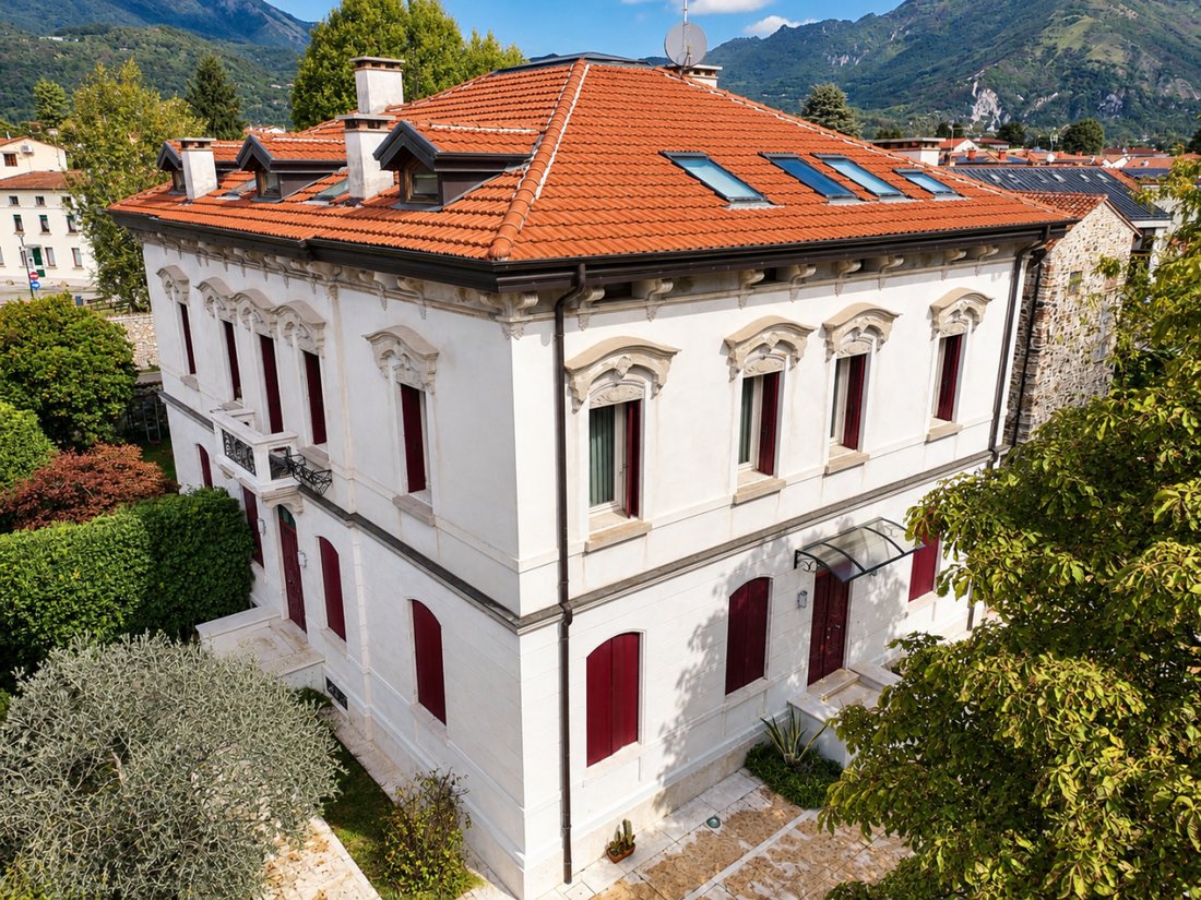 Villa in Schio, Veneto, Italy 3 - 19173863