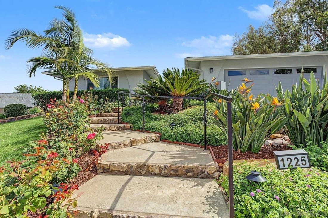 House in San Marcos, California, United States 2 - 19160333