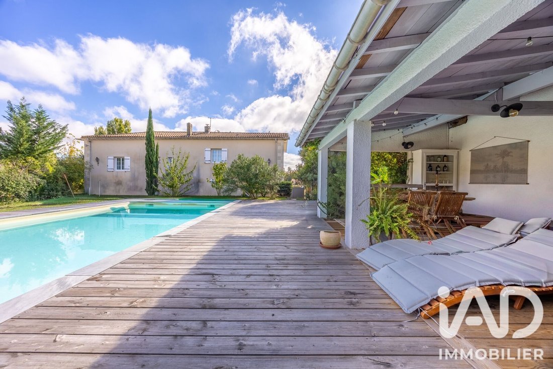 House in Villenave-d'Ornon, Nouvelle-Aquitaine, France 1 - 19176258