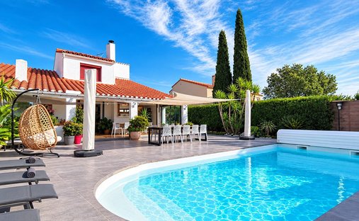 Villa a Ouest, Le Soler, Francia 1