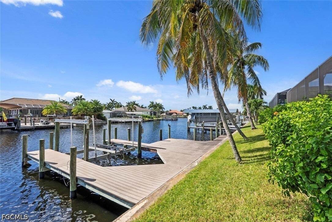 Casa a Cape Coral, Florida, Stati Uniti 4 - 19171408