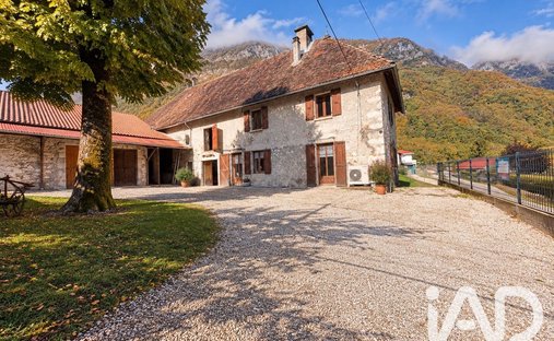 Maison à Saint-Paul-de-Varces, Auvergne-Rhône-Alpes, France 1