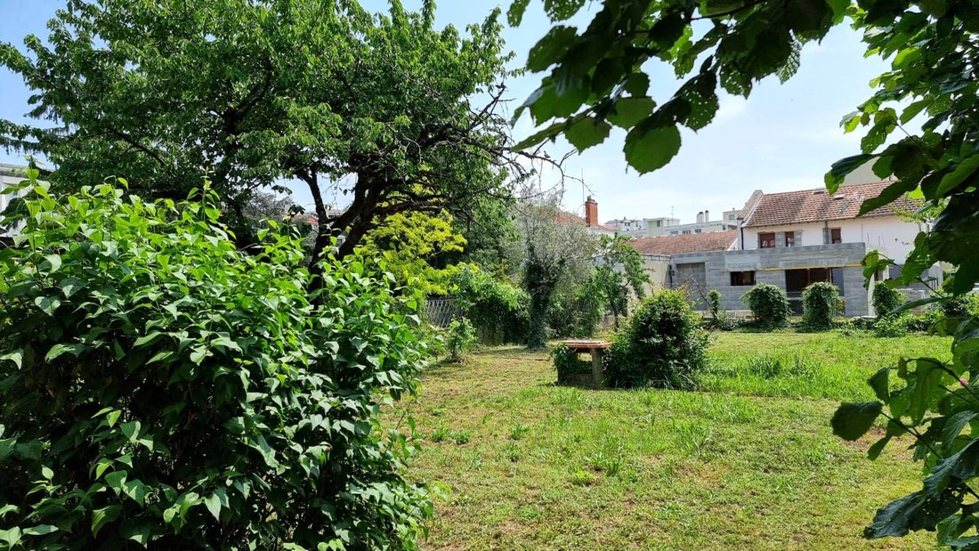 Villa in Transvaal, Lyon 8ème, Lyon 2 - 19177384