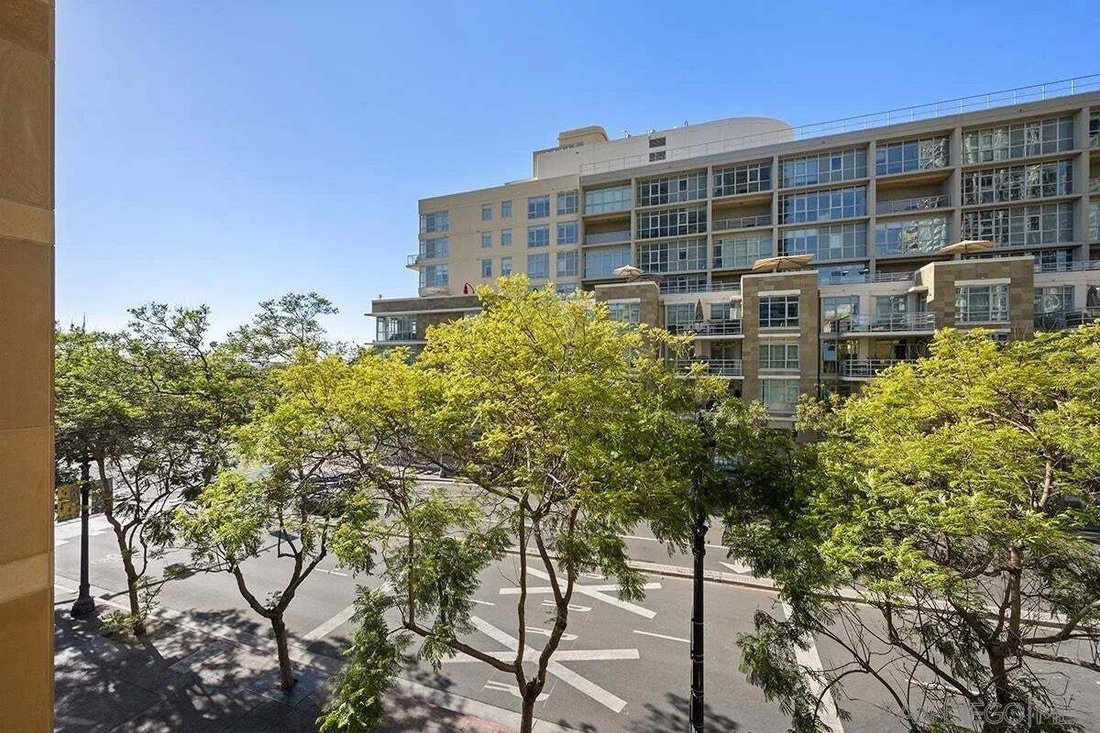 Condo in San Diego, California, United States 4 - 19169037