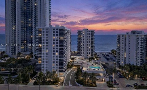 Eigentumswohnung in Hollywood, Florida, Vereinigte Staaten 1