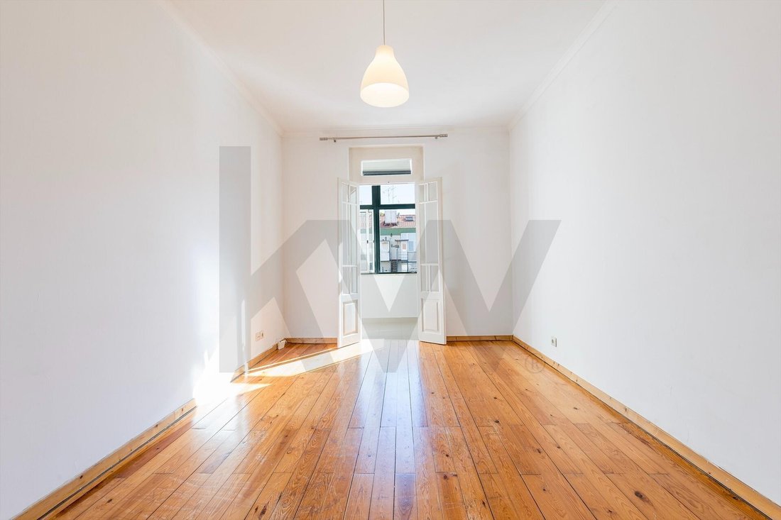 Apartment in Areeiro, Lisbon, Portugal 5 - 19174725