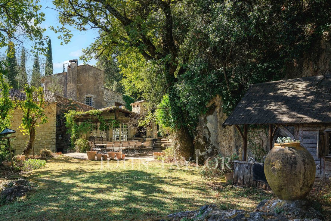 Casa a Tourrettes-sur-Loup, Provenza-Alpi-Costa Azzurra, Francia 3 - 19173293
