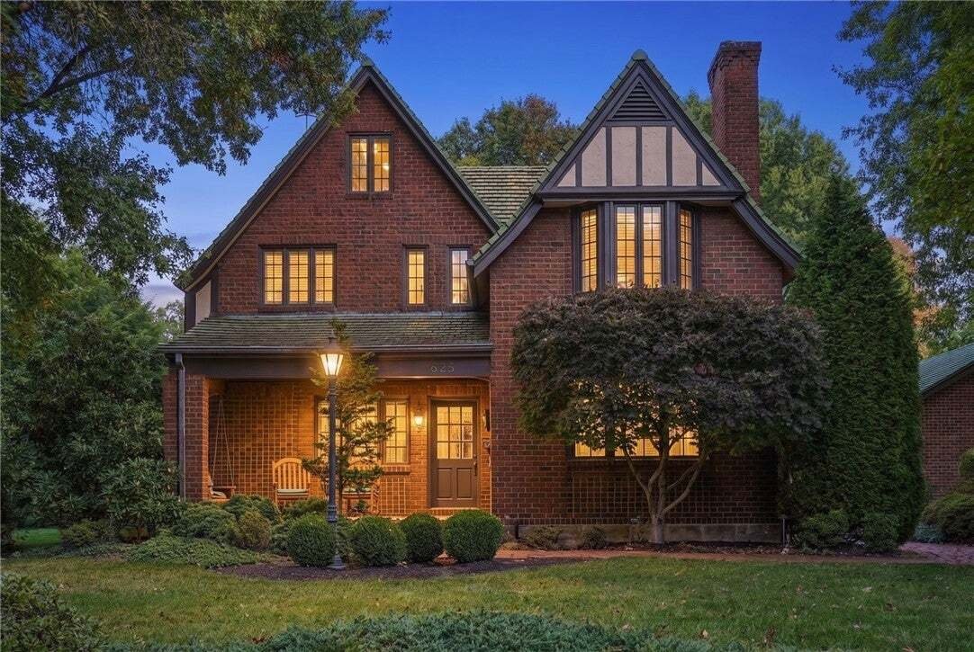 House in Bridgeville, Pennsylvania, United States 1 - 19176737