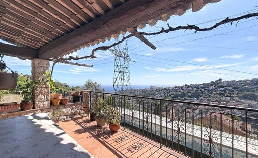 Estate in Nice, Provence-Alpes-Côte d'Azur, France 1