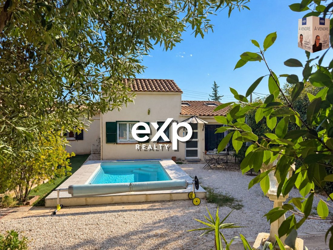 Casa en Le Revest-les-Eaux, Provenza-Alpes-Costa Azul, Francia 1 - 18836345