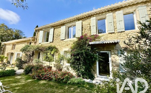 Haus in Camaret-sur-Aigues, Provence-Alpes-Côte d'Azur, Frankreich 1