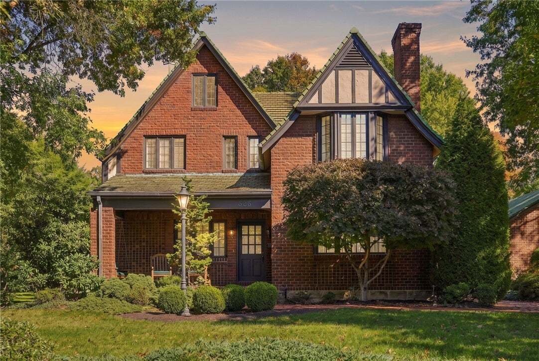 House in Bridgeville, Pennsylvania, United States 2 - 19176737