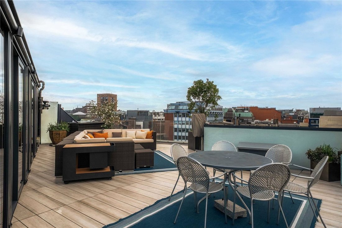 Apartment in Soho, England 1 - 19174811
