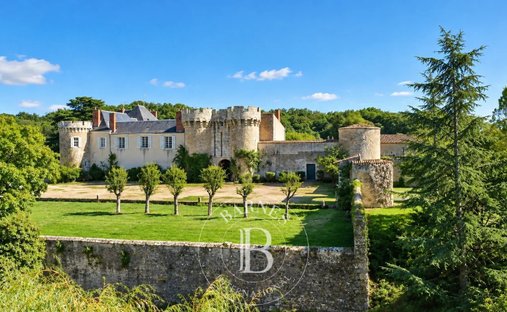 Schloss in Poitiers, Neu-Aquitanien, Frankreich 1