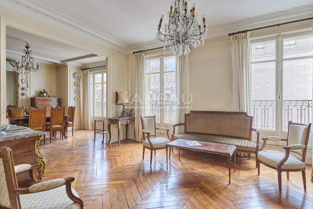 Wohnung in Courcelles-Wagram, Paris 17e Arrondissement, Paris 1 - 19170036