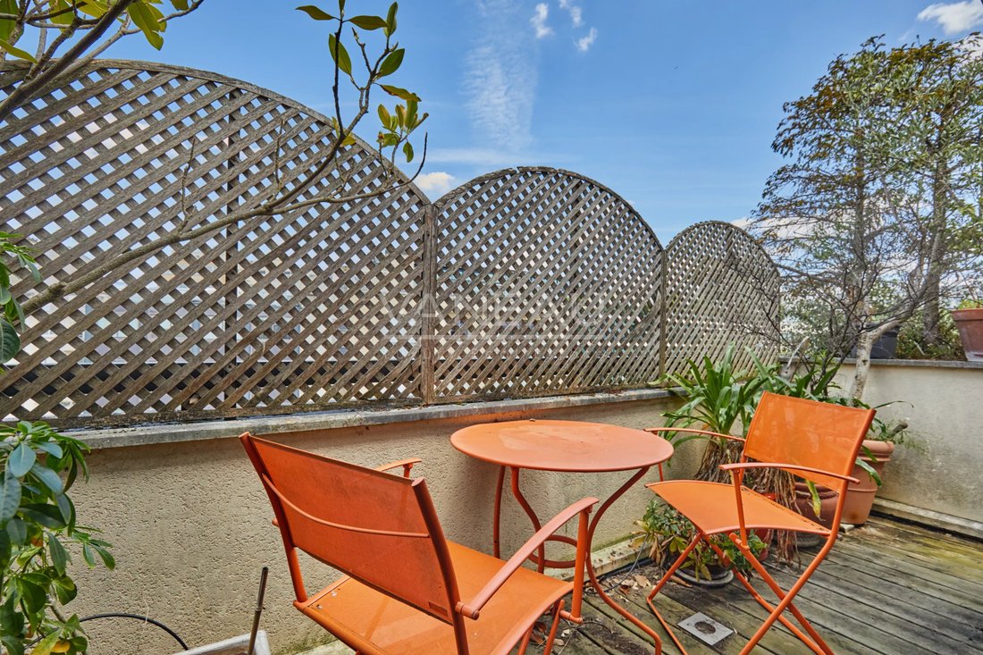 Apartment in La Plaine des Sablons, Neuilly-sur-Seine, France 4 - 19173039