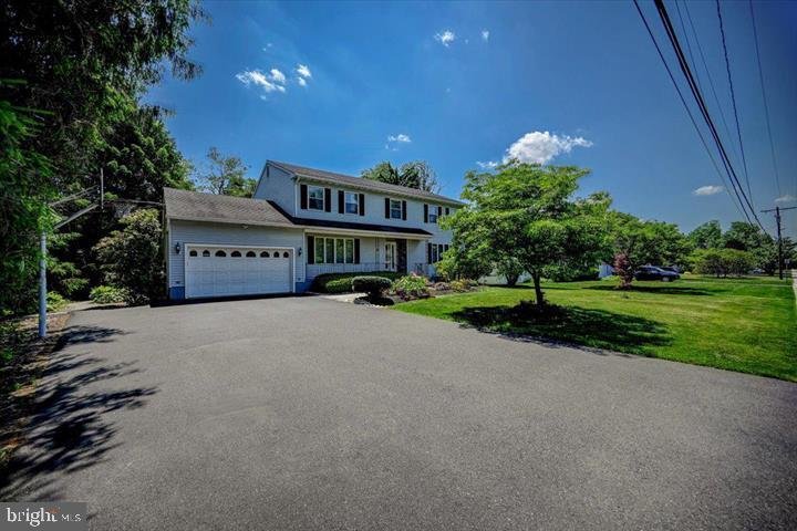 House in East Windsor, New Jersey, United States 3 - 19177515