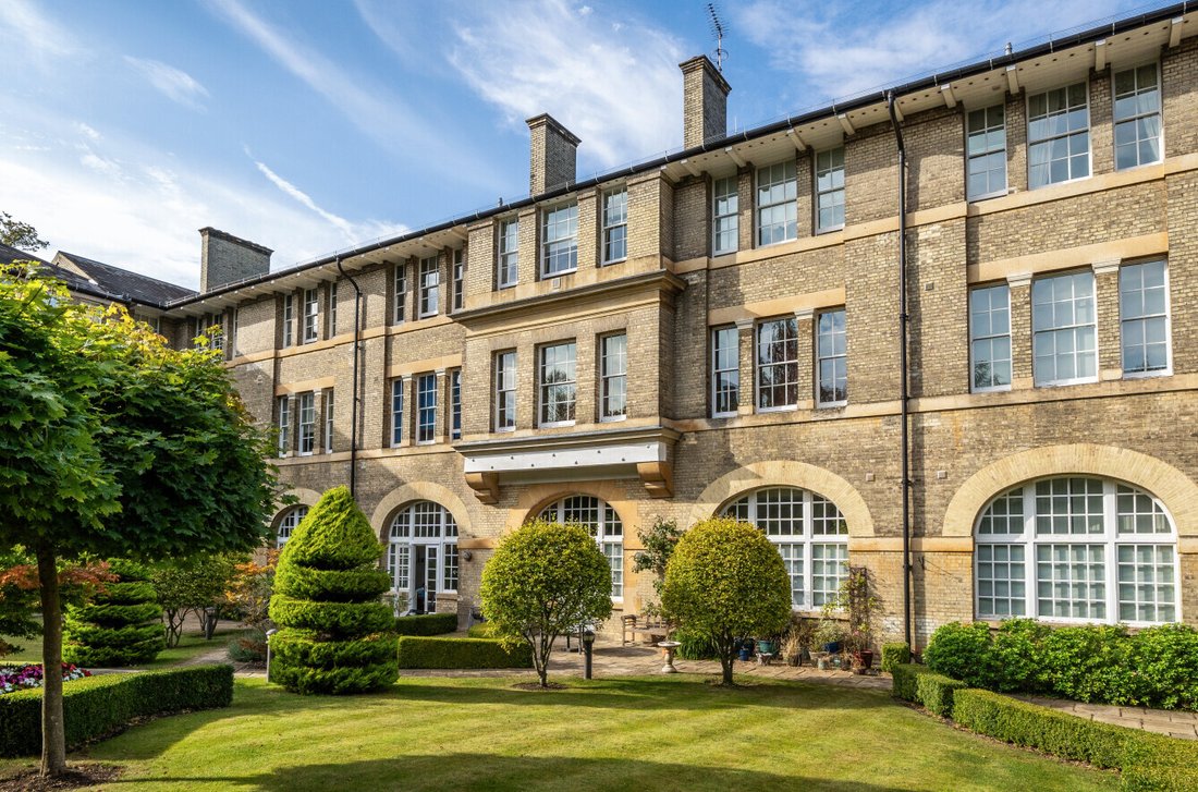 Penthouse in Barnet, England 1 - 17099134