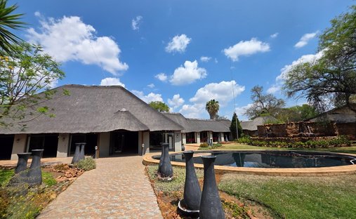 Corps de ferme en Municipalité métropolitaine de la ville de Tshwane, Gauteng, Afrique du Sud 1
