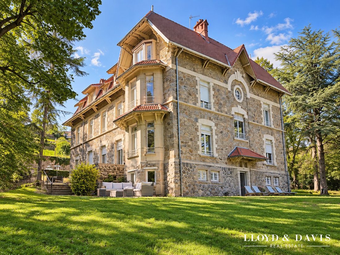 Château à Satillieu, Auvergne-Rhône-Alpes, France 1 - 19174379