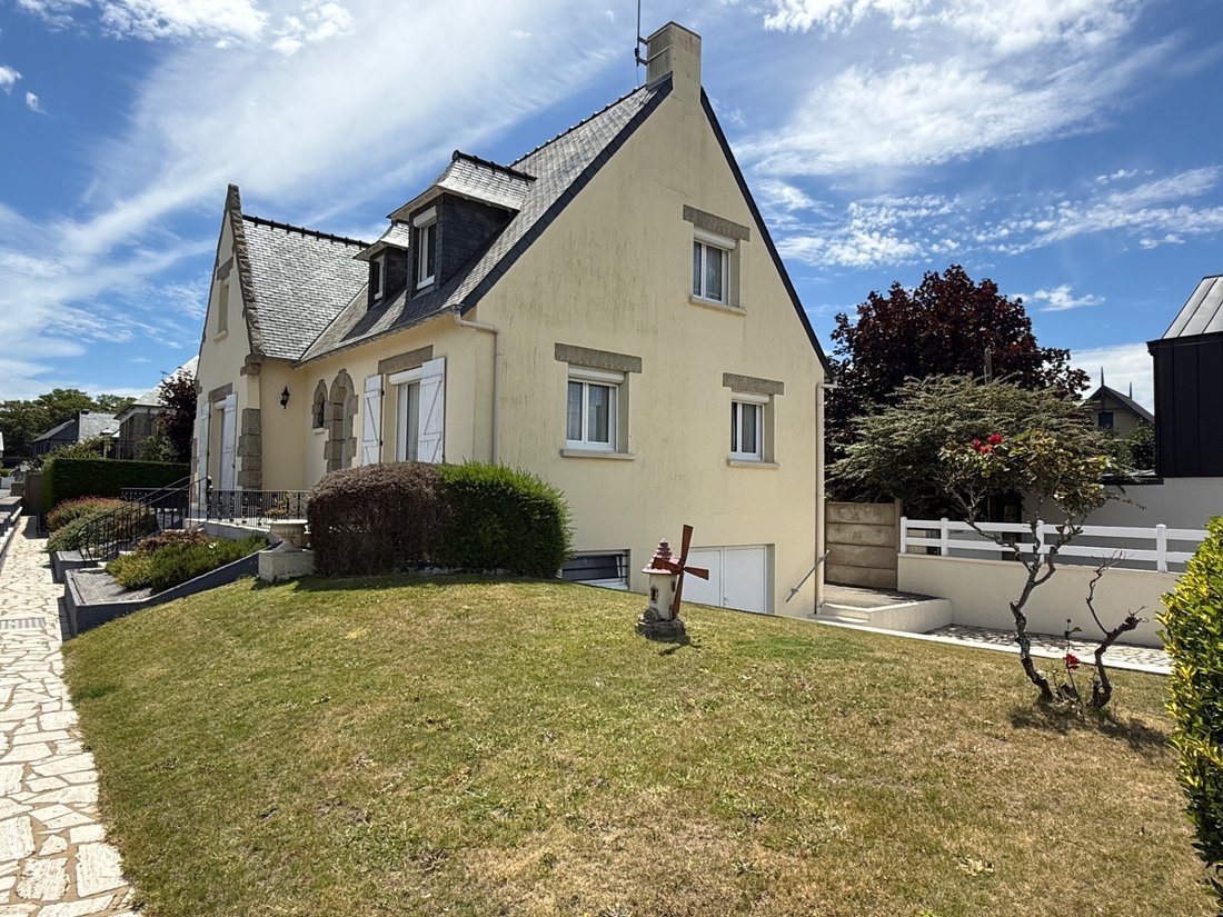 House in Port Blanc-Saint Enogat la Malouine, Dinard, France 1 - 19177281