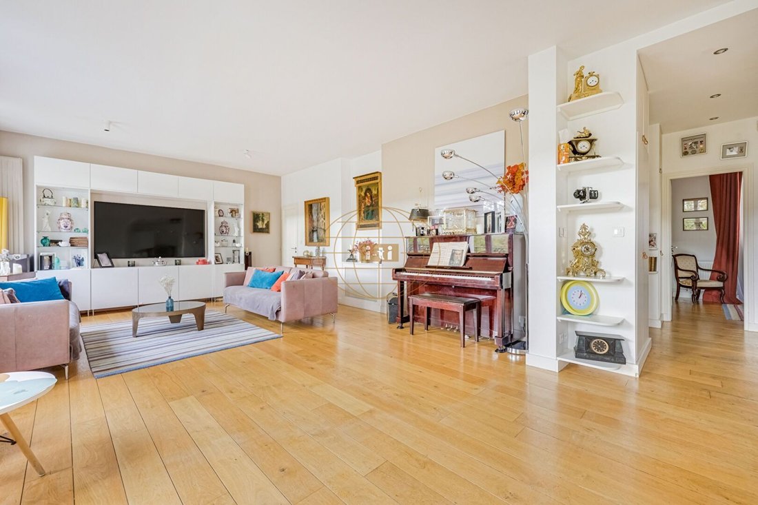 Apartment in Pereire-Malesherbes, Paris 17e Arrondissement, Paris 3 - 19175130