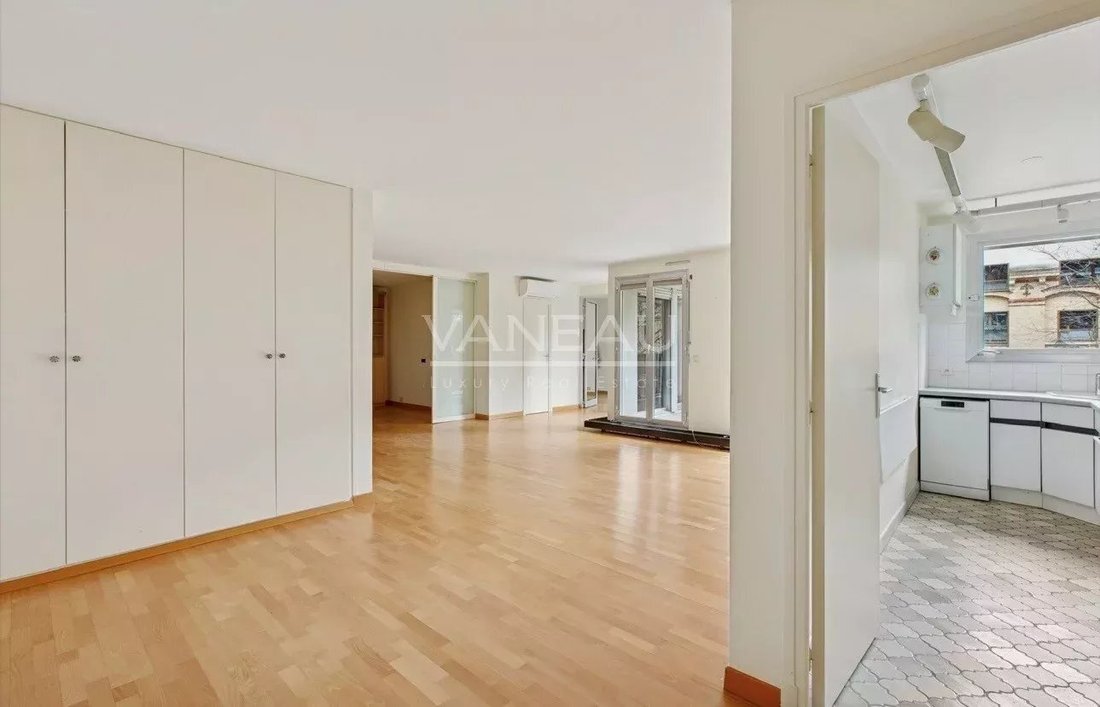 Apartment in Porte Dauphine, Paris 16e Arrondissement, Paris 5 - 19173071