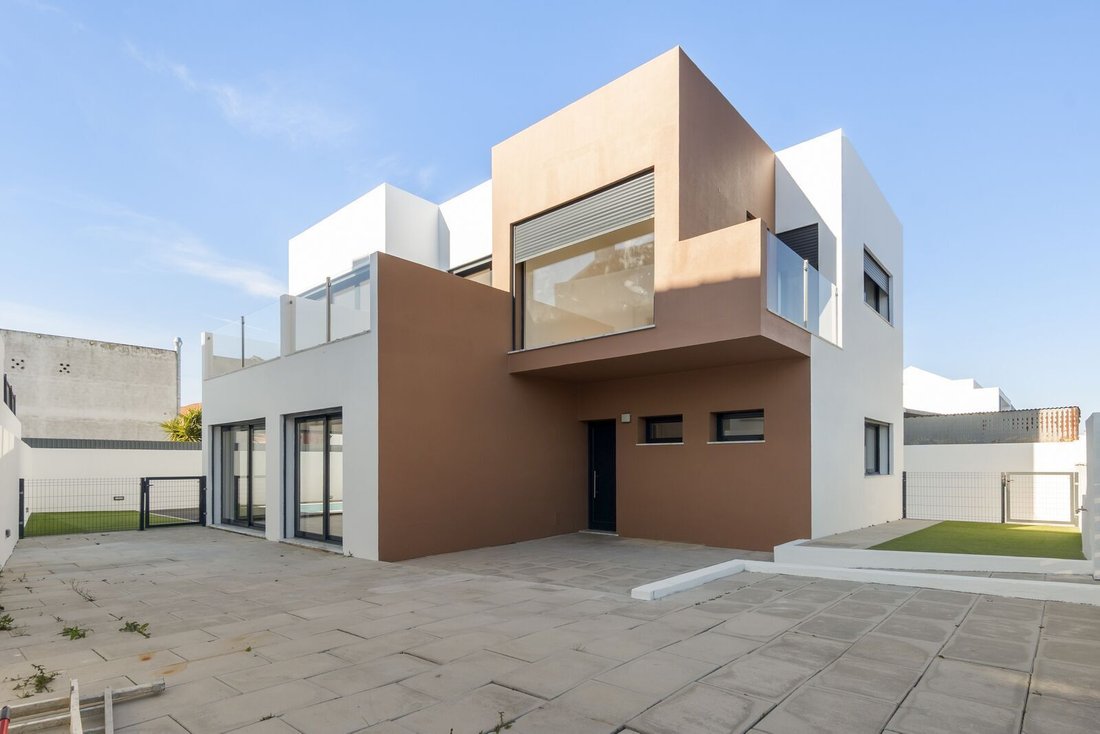 Villa in Sao Domingos de Rana, Lisbon, Portugal 2 - 19175757